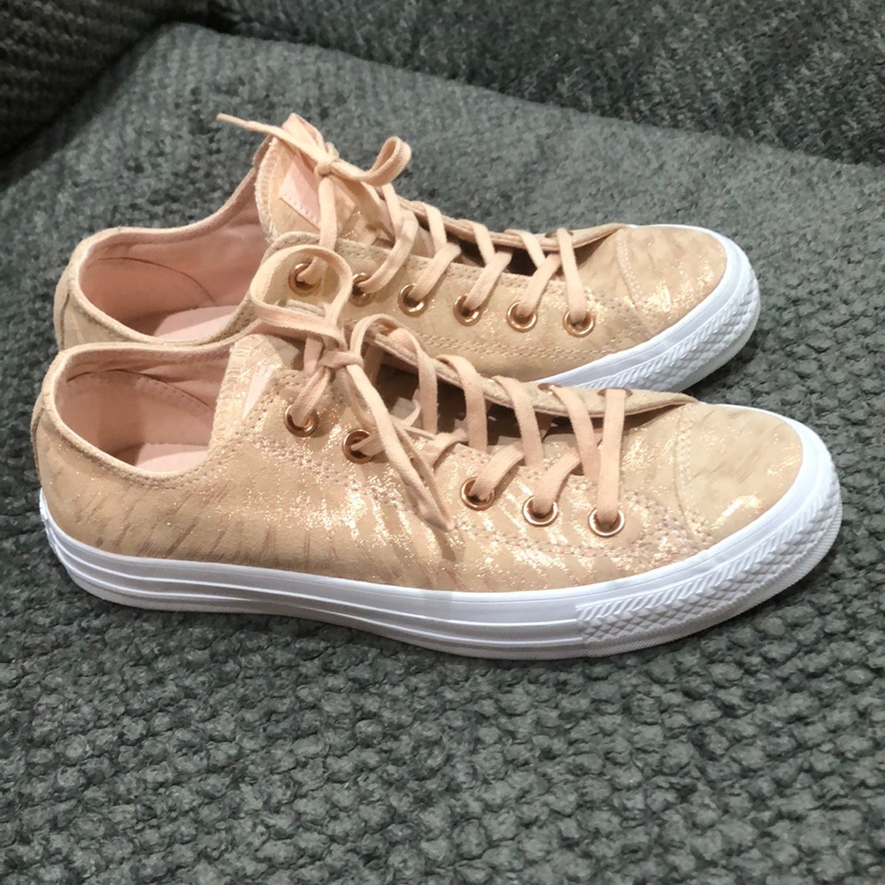 Womens converse chuck Taylor rose gold